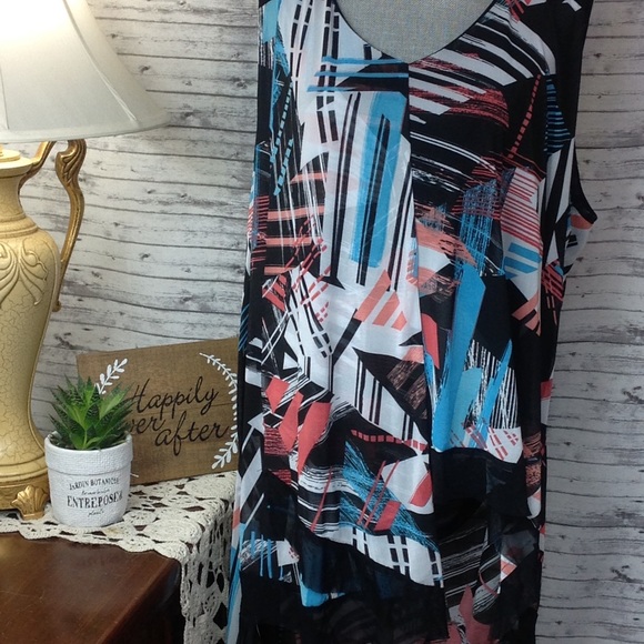 Avenue Tops - Avenue top size 22/24